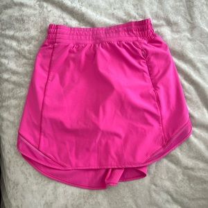 LULULEMON HOT PINK SKORT SIZE 4